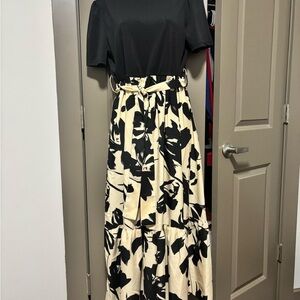 Source Unknown Black and Cream Floral Maxi Dress